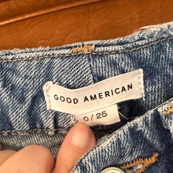 Good American Straight Leg Jeans in Blue size 0 25” waist - Picture 2 of 7